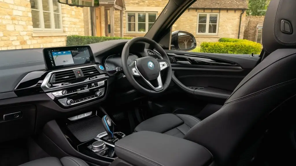 BMW iX3  